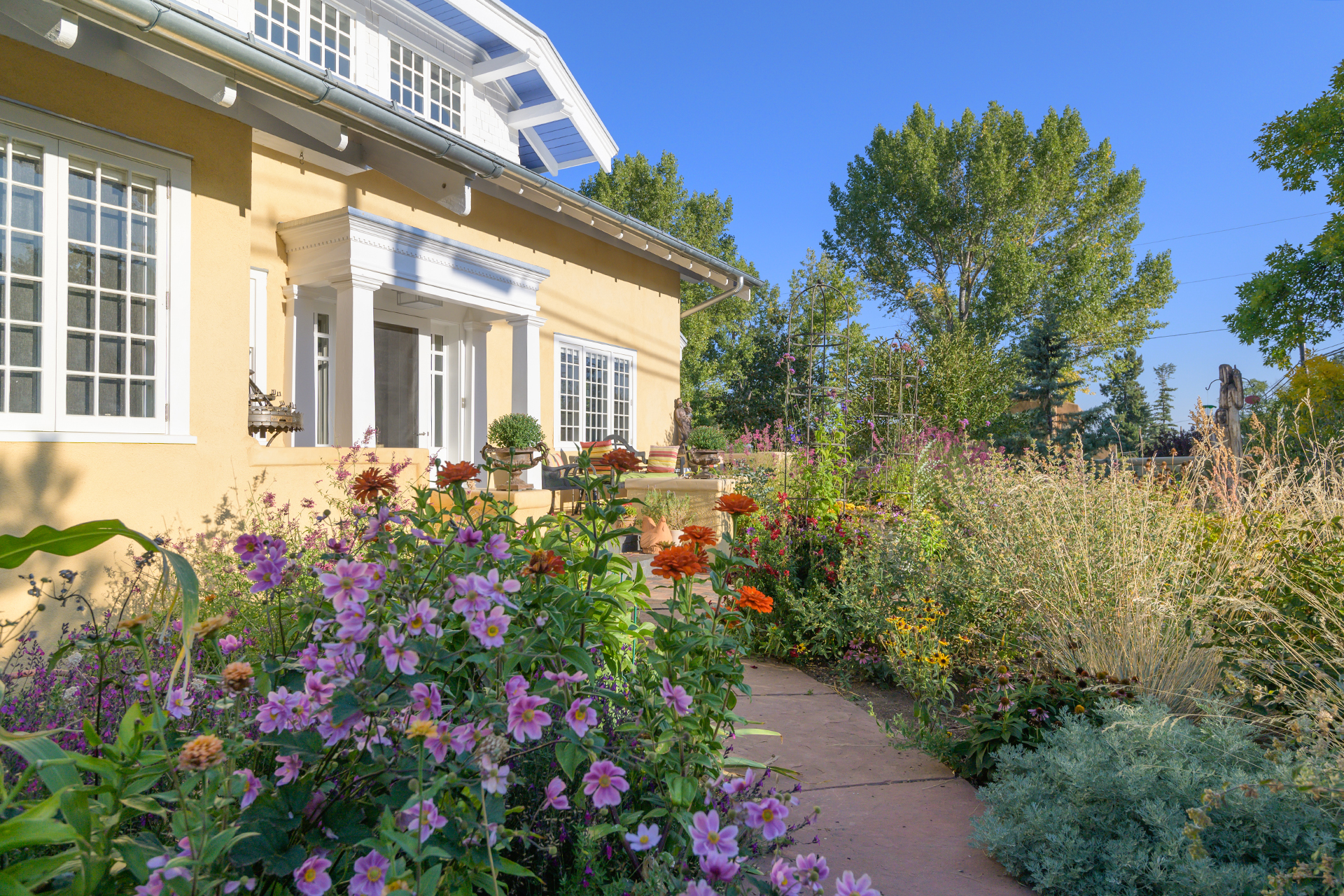 904 Don Gaspar Santa Fe, NM 87505